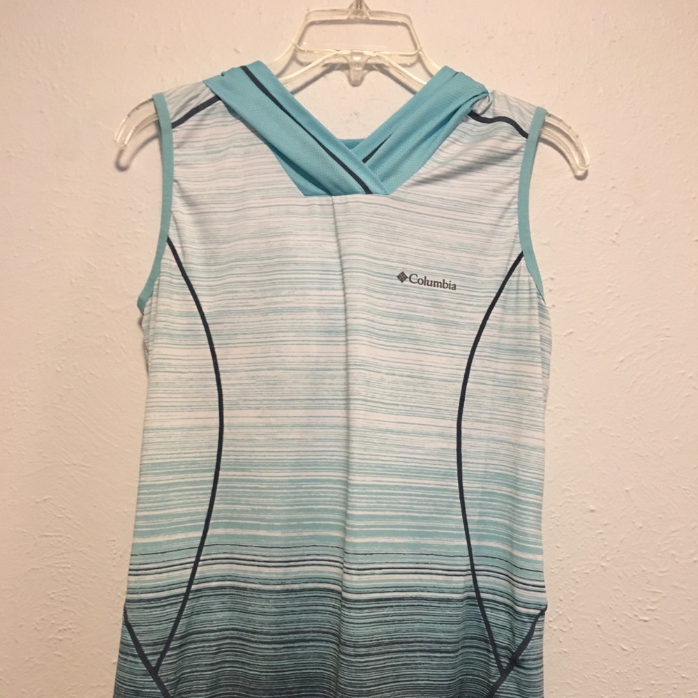 Columbia top